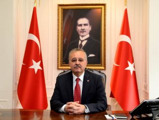Edirne Valisi, şehirdeki yardım faaliyetlerini anlattı