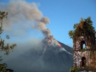Filipinler’de yanardağ harekete geçti: 26 bin kişi tahliye edildi
