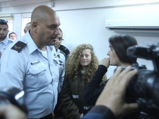 Filistinli Ahed Temimi’nin gözaltı süresi uzatıldı