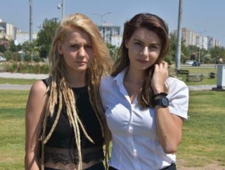 İzmir’de genç kızlara polis dayağı davası başladı