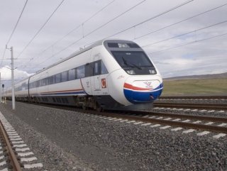 Afyon- Ankara hızlı tren hattı 2019’da açılacak