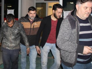 Konya’da hırsızlar devriye atan polise yakalandı