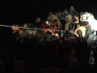 Kuşadası Körfezi’nde 50 kaçak göçmen yakalandı