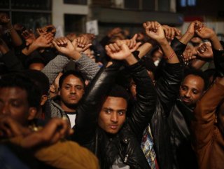 Sığınmacılar  Netayahu’nun ırkçı projesini protesto etti