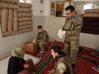TSK’dan Afrin’de sivillere sağlık desteği