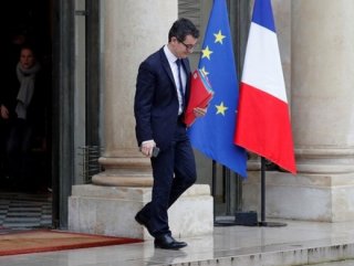 Tecavüzle suçlanan Fransa Maliye Bakanı ifade verdi