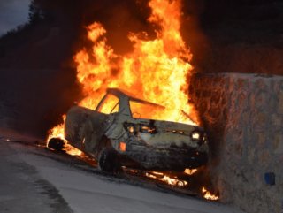 Tokat’ta yanan otomobilde 3 kişi can verdi