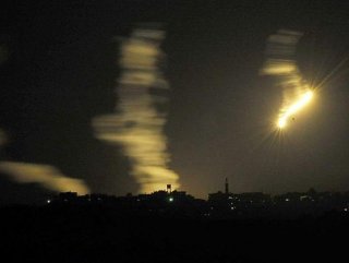 İsrail’den Gazze’ye topçu saldırısı