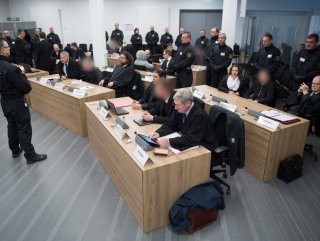 Almanya’da 8 aşırı sağcı teröriste hapis cezası verildi