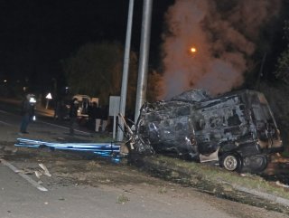 Iğdır’da göçmenleri taşıyan minibüs kaza yaptı: 17 ölü