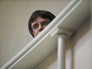 Katalan lider Puigdemont için Avrupa çapında tutuklama kararı