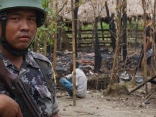 Myanmar Müslüman katliamı için Bangladeş’e asker yolladı