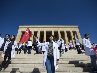 Tıp öğrencileri Türk Tabipler Birliği’nden rahatsız