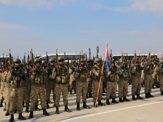 Şırnak’tan 660 asker ve korucu Afrin’e gitti