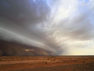 Suudi Arabistan’da eğitime toz fırtınası tatili