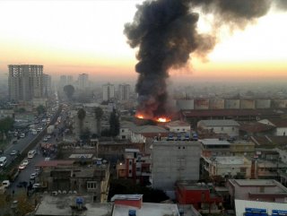 Adana’da fabrikada yangın