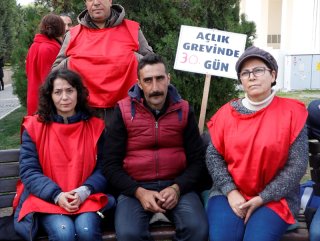 İzmir’de belediye işçisi açlık grevinde