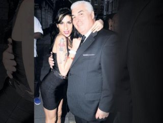 Amy Winehouse’un babasından şaşırtan iddia