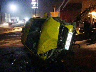 Edirne’de kaçakları taşıyan taksi kaza yaptı
