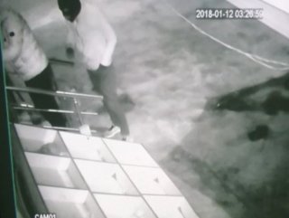 Konya’da 15 bin liralık soygun kamerada