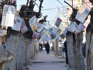 Manisa’da ağaçlar ’kitap’ açtı