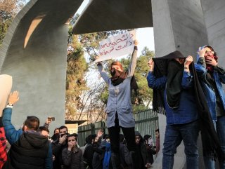 Nevzat Çiçek: Şah ailesi de ABD’den İran’a müdahil oldu