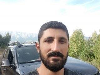Oğluna kurşun yağdırdı