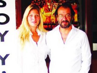 Servet Aksoy boşandı
