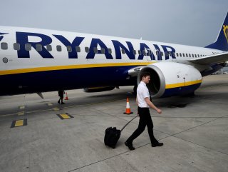 Ucuz uçuşlarıyla ünlü Ryanair valiz tarifesini değiştirdi