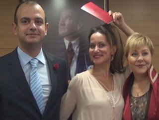 Yıldız Asyalı boşandı