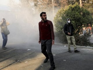 İran’daki ayaklanma uluslararası siyaseti ayağa kaldırdı