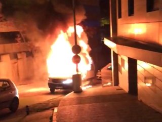 Bursa’da turist taşıyan minibüs alev alev yandı