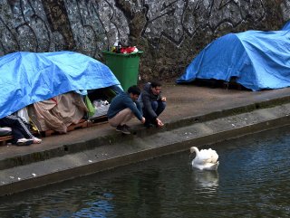 Fransa’da sığınmacıları gözaltına alacak yasa geçti