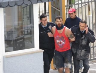 Maltepe’de polisten kaçan şüpheli ortalığı karıştırdı