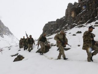 Mehmetçik Kato Dağı’nda PKK’ya geçit vermiyor