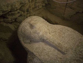 Mısır’da firavun mezarı bulundu