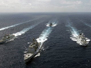 Türk Donanması, Akdeniz’de kalkan oluşturuyor