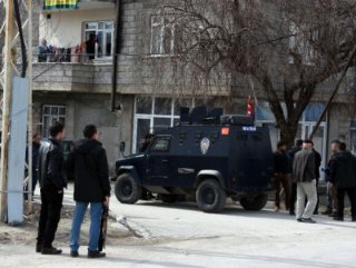 Van&rsquo;da iki aile kavga etti: 6 yaralı