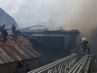 Ateşle kontrol edilen tüp evi kül etti