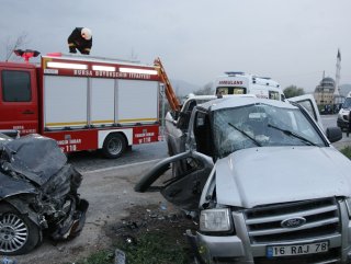 Bursa’da kaza: 1 kişi hayatını kaybetti 7 kişi yaralandı