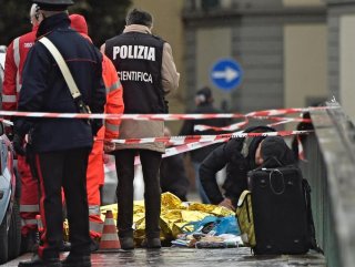 Floransa’da siyahi bir kişi öldürüldü