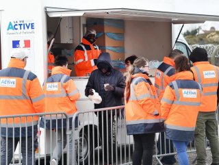Fransa’da sığınmacılar, devletin dağıttığı yemeği almadı