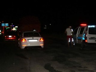 Kadıköy’de polisten kaçan araç Ataşehir’de kaza yaptı