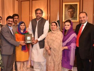 Nobel Ödüllü Malala Yusufzay Pakistan’da