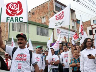 Silah bırakan FARC seçim için hazırlanıyor