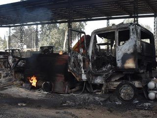 Teröristler Afrin’e zarar vererek kaçtı