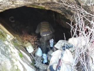 Tunceli’de 2 mağara 6 sığınak imha edildi