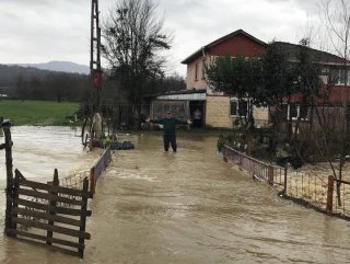 Zonguldak’ta dere taşkını: Evler sular altında kaldı