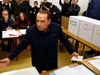 İtalya’da Berlusconi ile merkez sağ ittifakı kazandı
