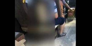 Dolmuşta görenleri şaşırtan olay